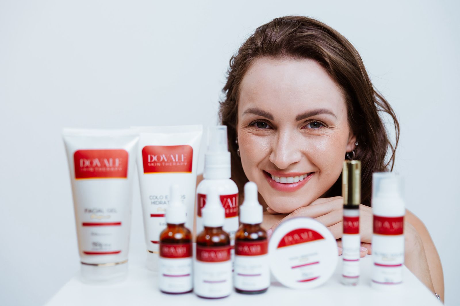 Flávia do Vale com Facial Hidratante Dovale Skin Therapy